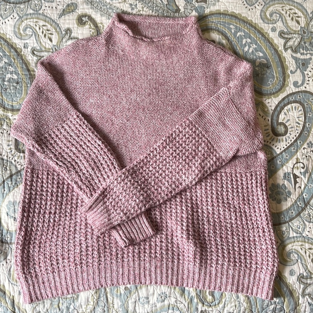 American Eagle Dusty pink sweater L
